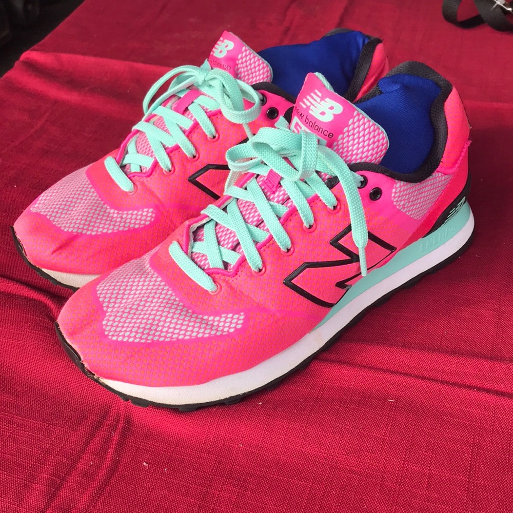 New Balance 574 EUC 9.5